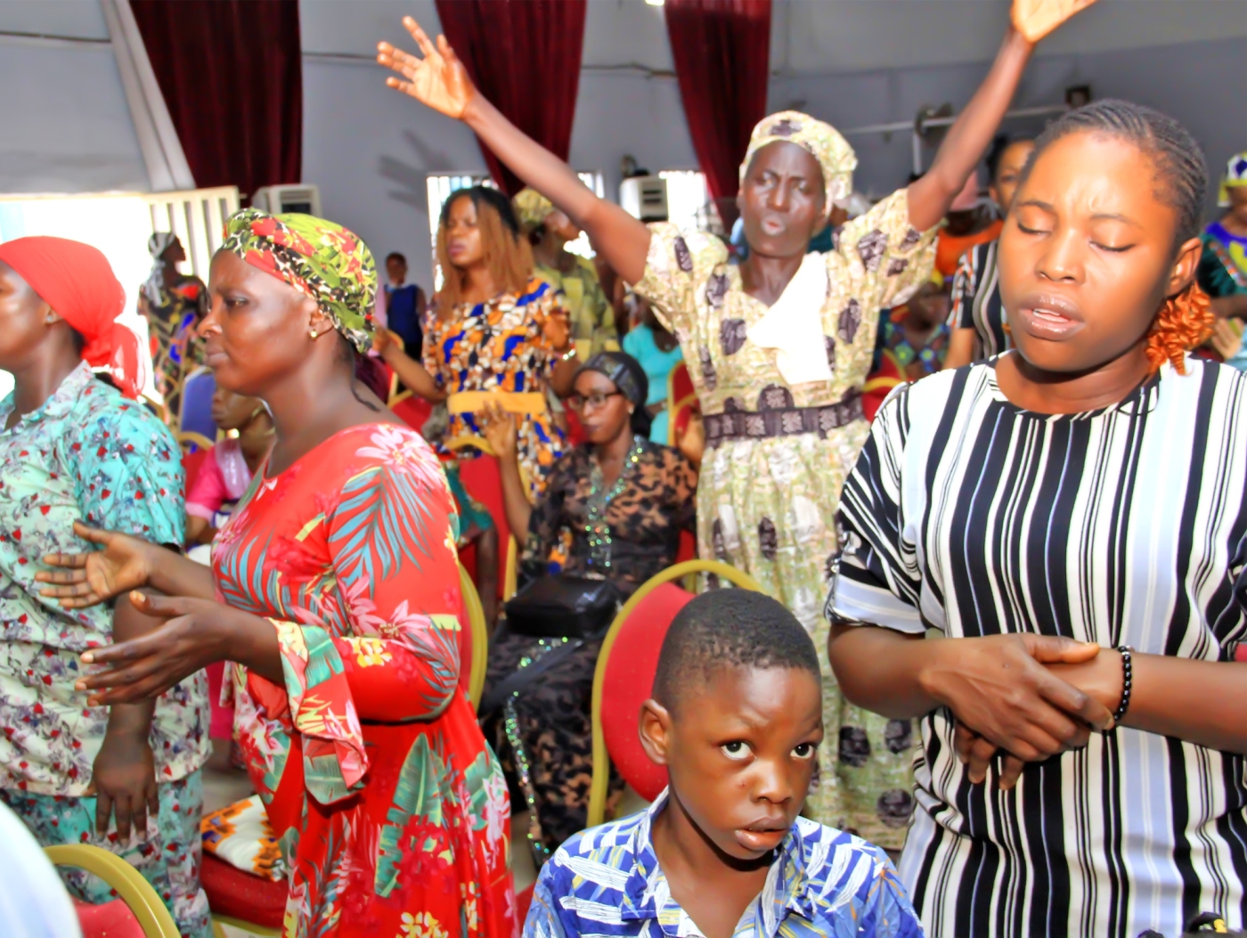 ETUANI GALLERY IMAGE